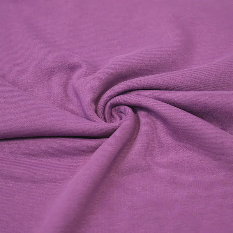 Aké sú výhody používania bavlnenej tkaniny na oblečenie a textil?